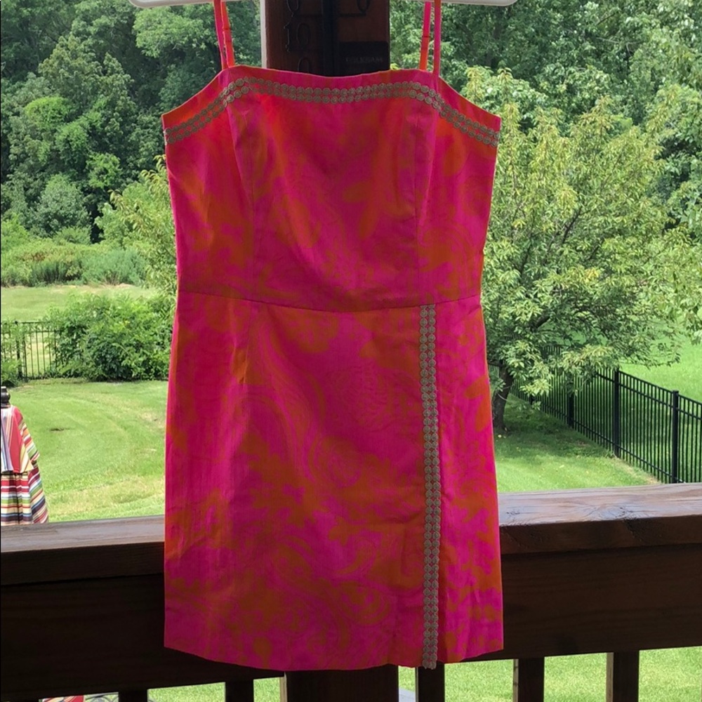 Bright Lilly Pulitzer sheath Dress.